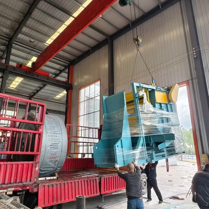 連續(xù)履帶通過除銹機_除銹履帶連續(xù)機通過什么檢測_報廢履帶去鐵機