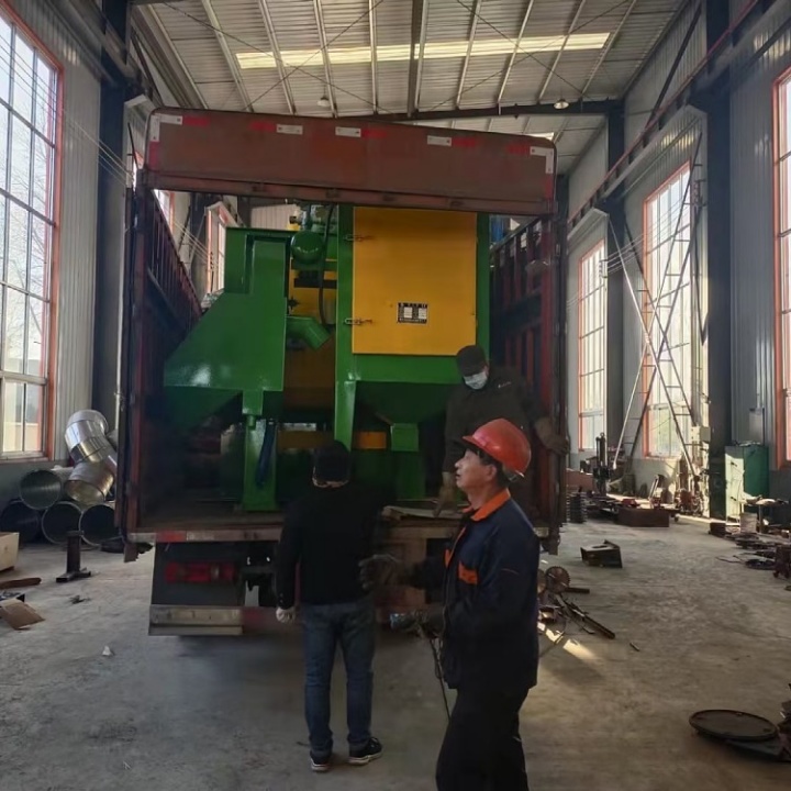 拋丸除銹機_拋丸施工機怎么用視頻教程_課桌椅拋丸打砂機